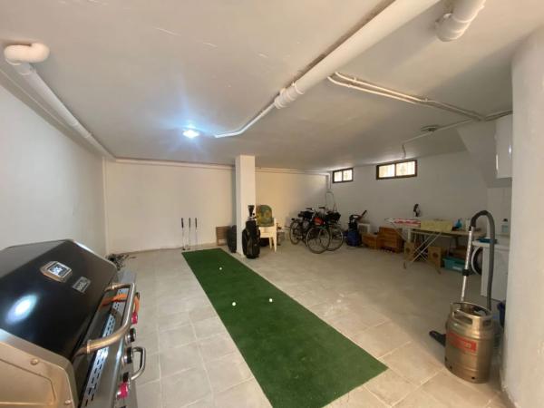 Casa independiente en calle Miguel de Cervantes