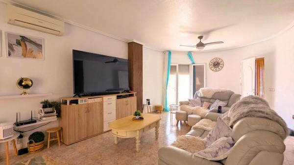 Casa independiente en calle Pablo Picasso