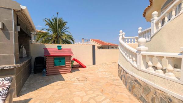 Casa independiente en calle Pablo Picasso