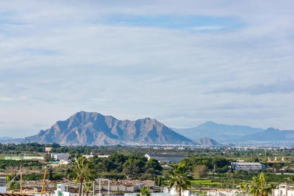 Casa independiente en calle Antonio Orts