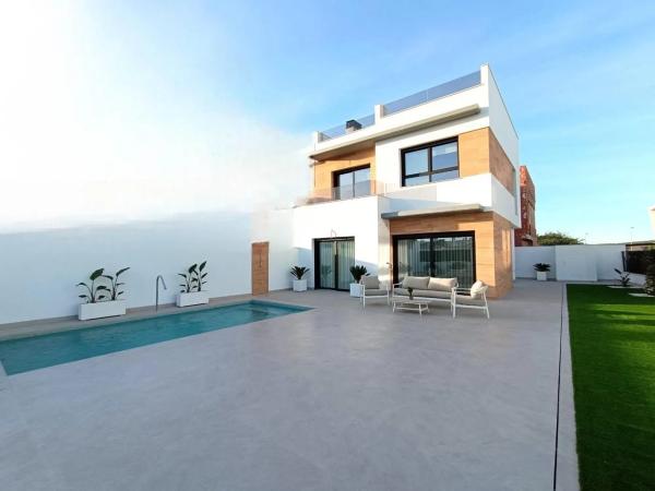 Casa independiente en calle Alfonso XIII