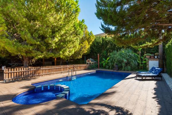 Casa independiente en calle Córdoba, 2