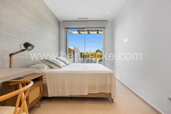 Casa independiente en calle Pablo Picasso, 31