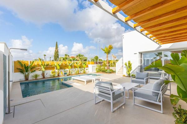 Casa independiente en calle Pablo Picasso, 31