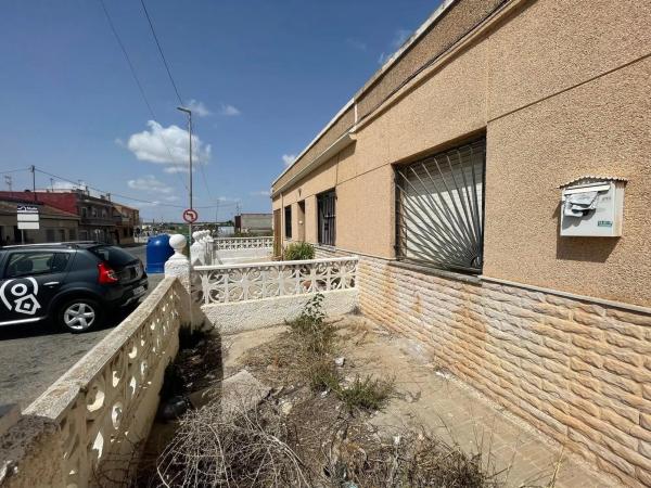 Casa de pueblo en calle Vicente Blasco Ibáñez