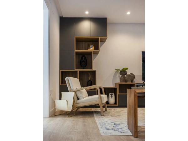 Casa independiente en C. Jacinto Benavente