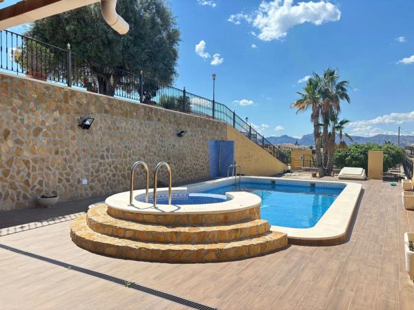 Finca rústica en calle Democracia s/n