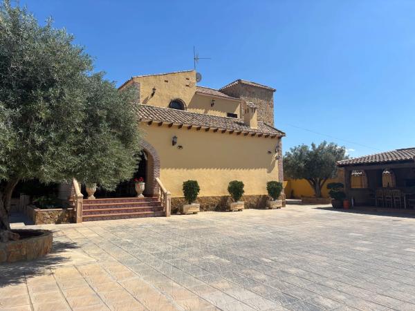 Finca rústica en calle Democracia s/n