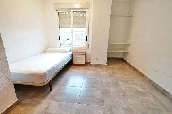 Casa independiente en calle Antonio Maura, 9