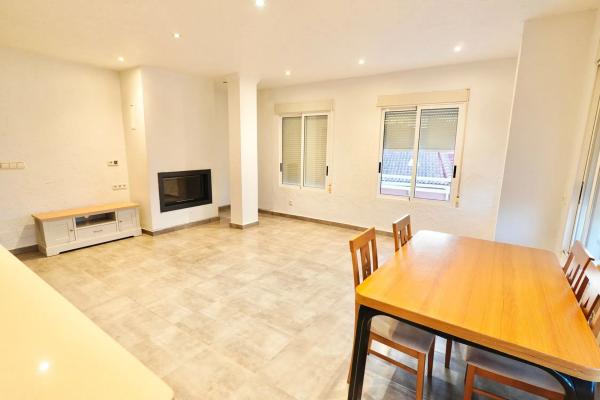 Casa independiente en calle Antonio Maura, 9