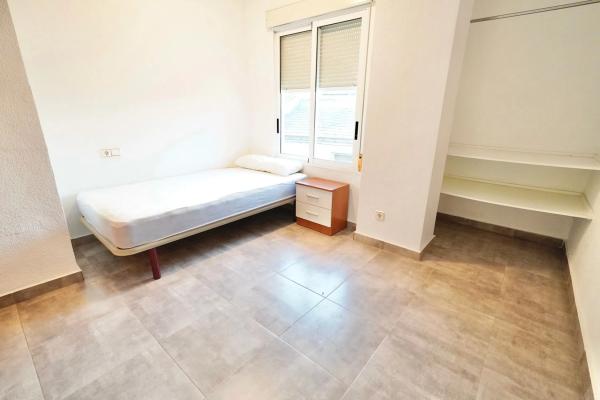 Casa independiente en calle Antonio Maura, 9