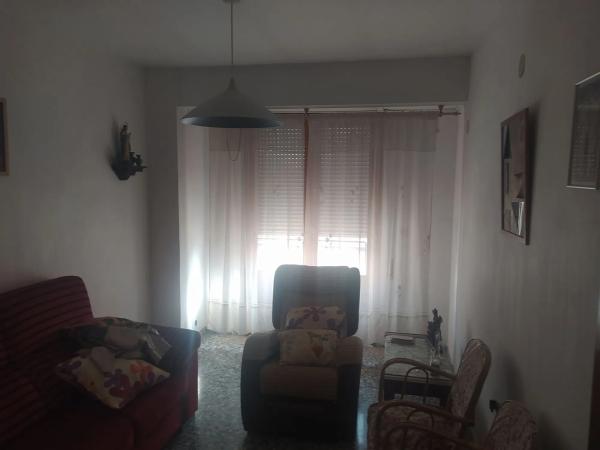 Casa de pueblo en calle Aureliano Díaz, 68