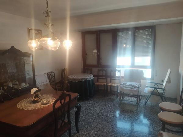 Casa de pueblo en calle Aureliano Díaz, 68