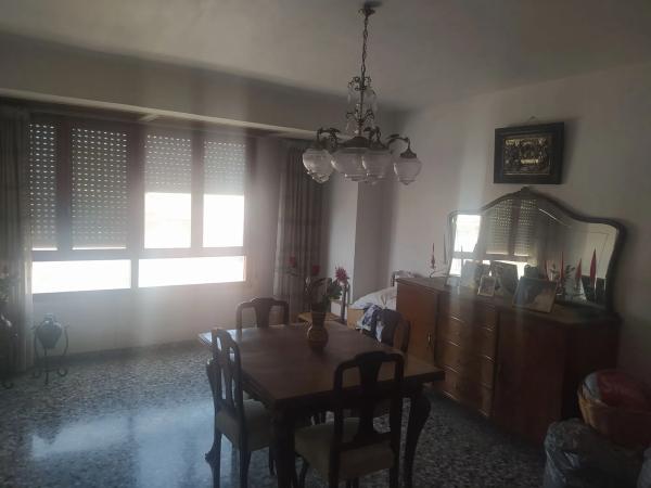 Casa de pueblo en calle Aureliano Díaz, 68