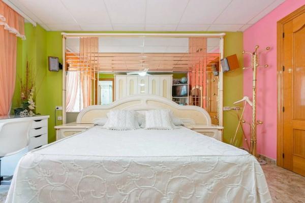 Casa independiente en calle Baltasar Martinez, 25