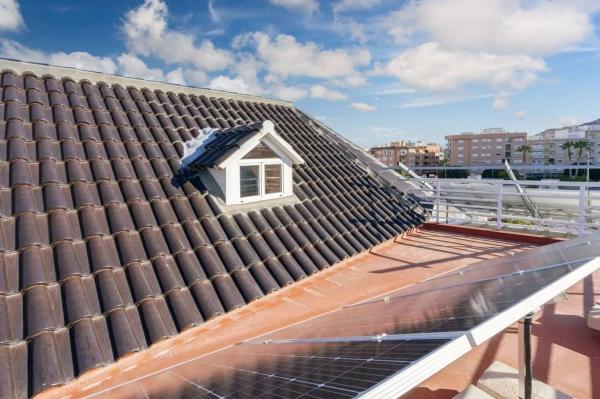 Casa independiente en calle Baltasar Martinez, 25