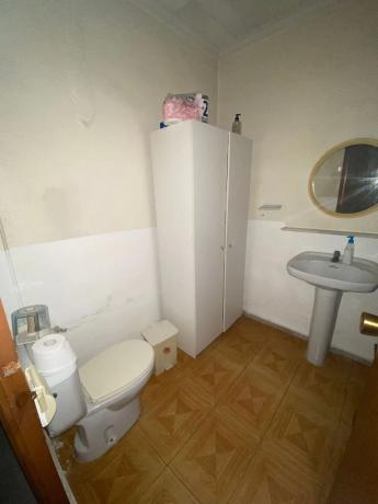 Casa independiente en calle Santa Ana