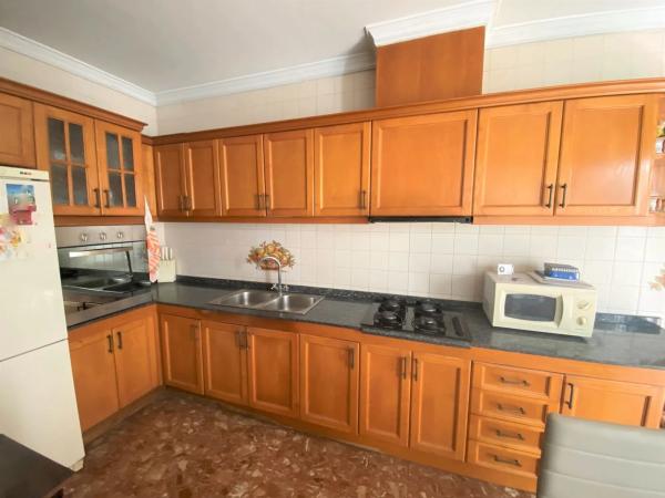 Casa independiente en calle Santa Ana