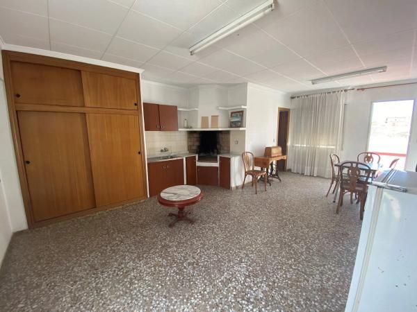 Casa independiente en calle Santa Ana