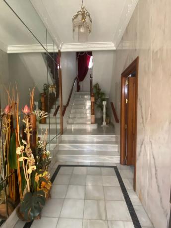 Casa independiente en calle Santa Ana