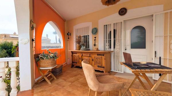 Casa independiente en camino de la Torre los Pavos