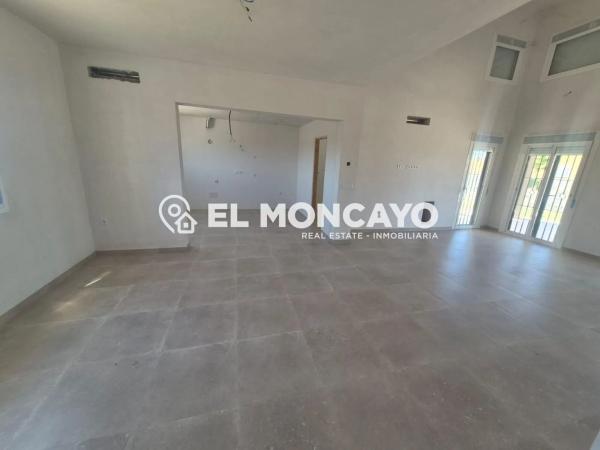 Finca rústica en camino de la Borda