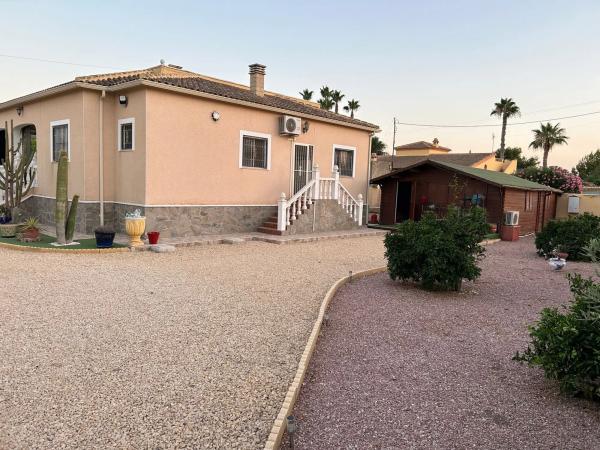 Casa independiente en camino de los Abadia, 14