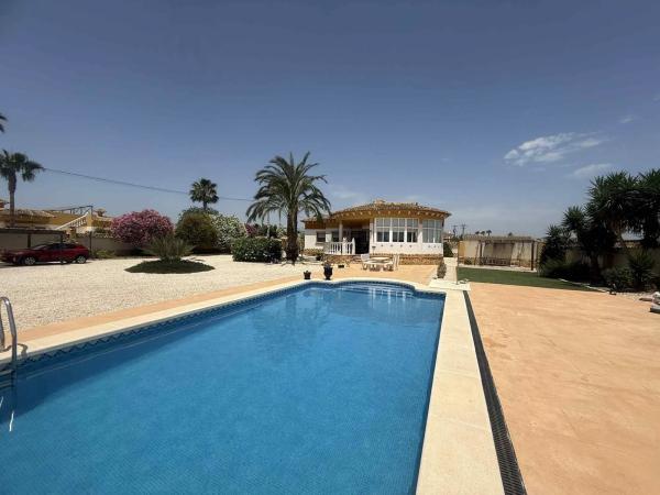 Finca rústica en calle Santa Águeda