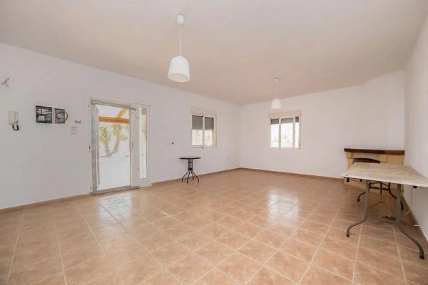 Casa independiente en camino Arroba de Hornos