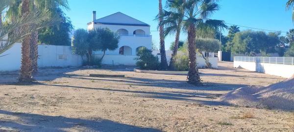 Casa independiente en camino la Barbua