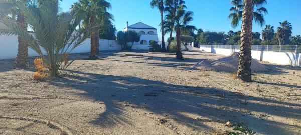 Casa independiente en camino la Barbua