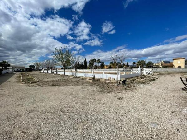 Finca rústica en calle Santa Águeda