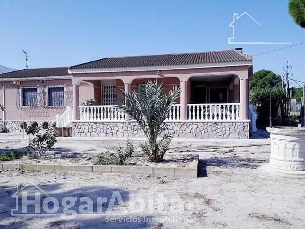 Casa independiente en calle las Alturas