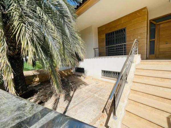 Casa independiente en calle San Isidro