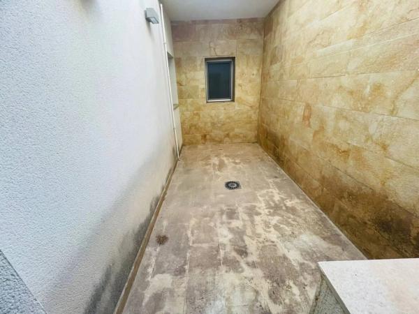 Casa independiente en calle San Isidro