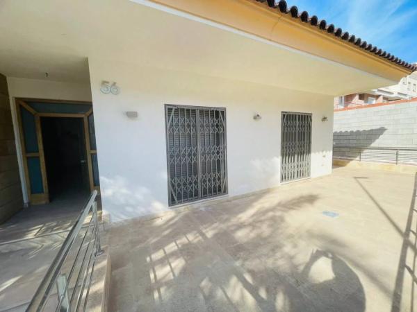 Casa independiente en calle San Isidro