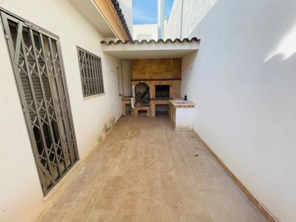 Casa independiente en calle San Isidro