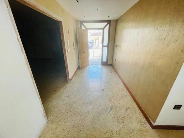 Casa independiente en calle San Isidro