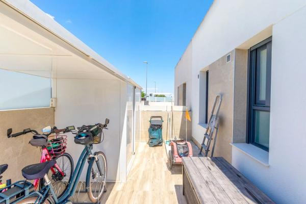 Casa independiente en calle Maestro Serrano