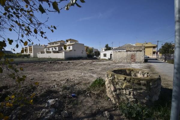 Finca rústica en avenida de Almoradí