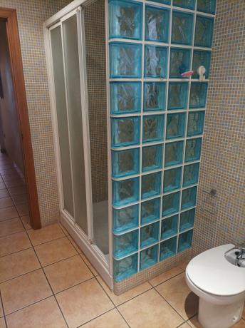 Casa independiente en calle José Cartagena