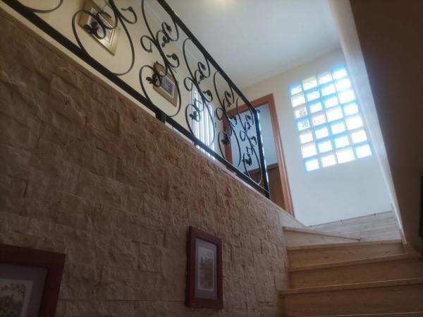 Casa independiente en calle José Cartagena