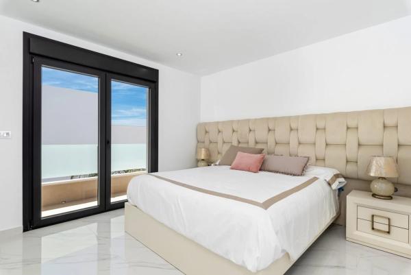 Casa independiente en Filo Montes s/n