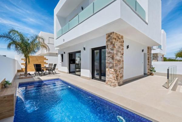 Casa independiente en Filo Montes s/n