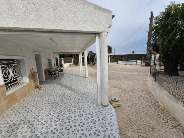 Casa independiente en Cv-861