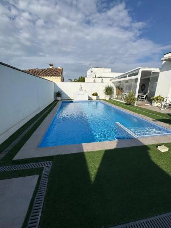 Casa independiente en CL Santa Pola