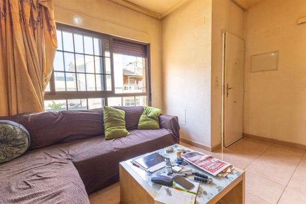 Casa independiente en calle Italia