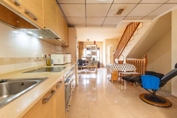 Casa independiente en calle Italia