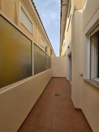 Casa independiente en calle San Fulgencio