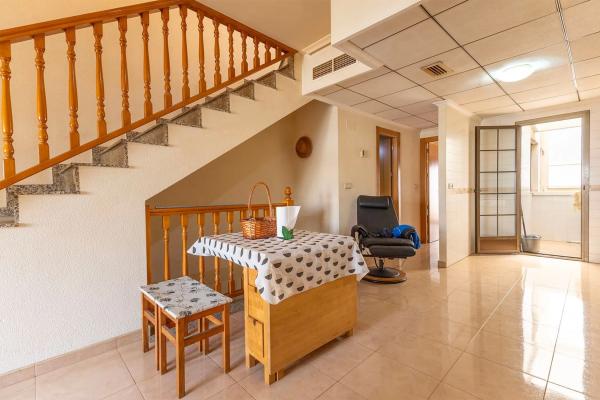 Casa independiente en calle Italia